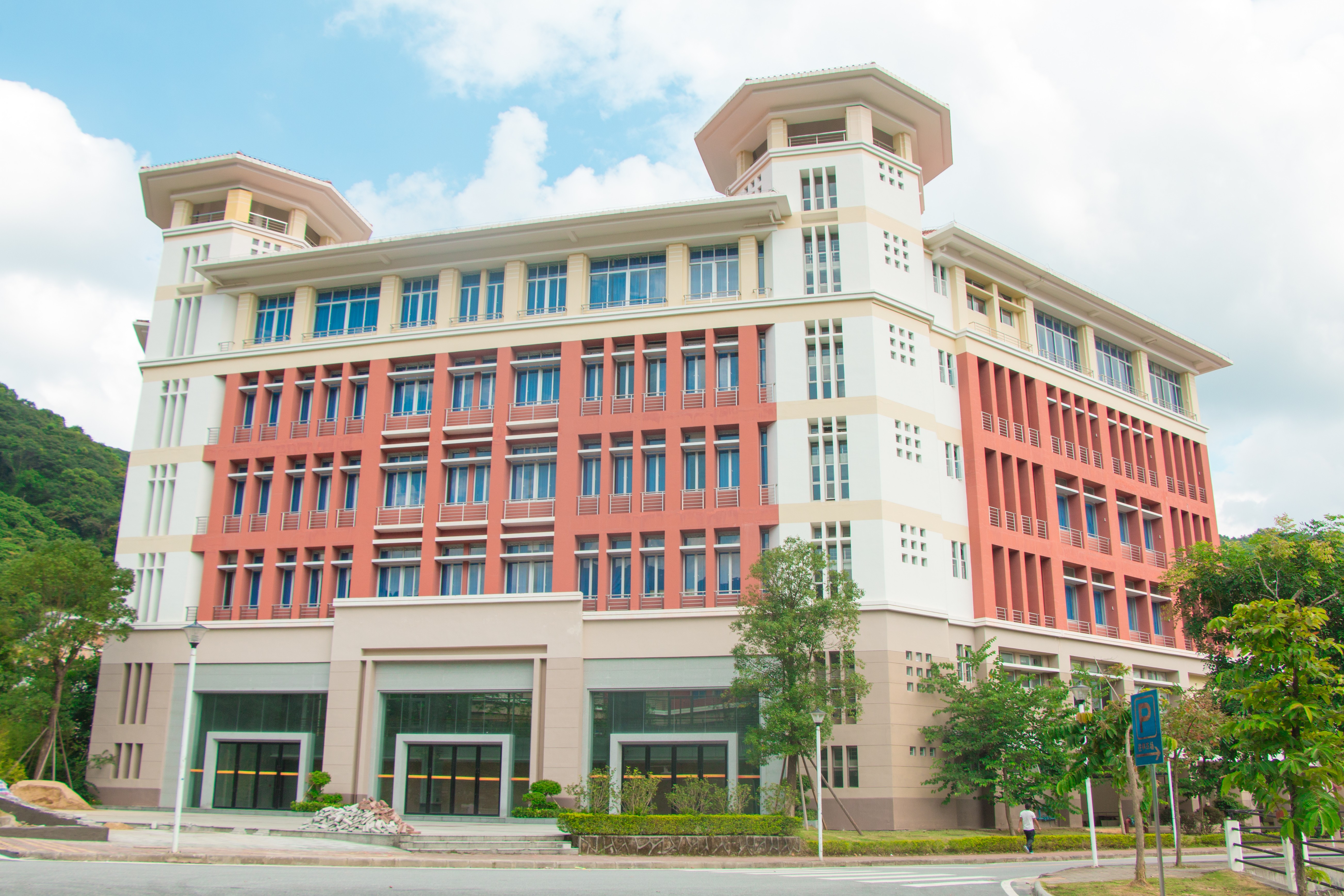 学院简介-广州南方学院艺术学院